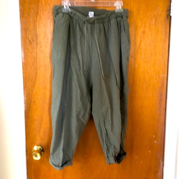 Elastic waist, drawstring cotton capris size Large - Picture 1 of 5